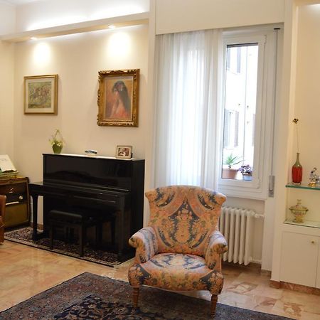 B&B Mercurio Болоня Екстериор снимка